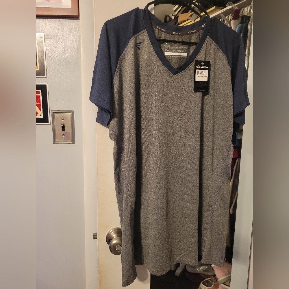 Easton High Performance Boys V Neck T shirt XXL